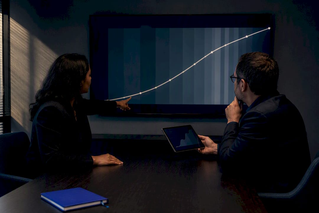 Regulation Ready PD for Risk Teams: Logit, Calibrated ML, Monte Carlo 1 Risk team reviewing PD calibration curve