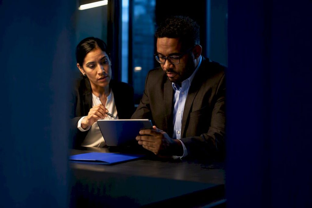 7 Items Private Lenders Need for AML Compliance in the USA Post 2026 2 Lenders reviewing beneficial ownership information